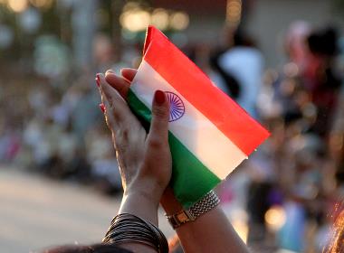 Reglerna för hur mycket icke-statliga organisationer i Indien får skänka vidare av sina utländska donationer har nu skärpts, vilket försvårar arbetet för kristna organisationer i landet.
