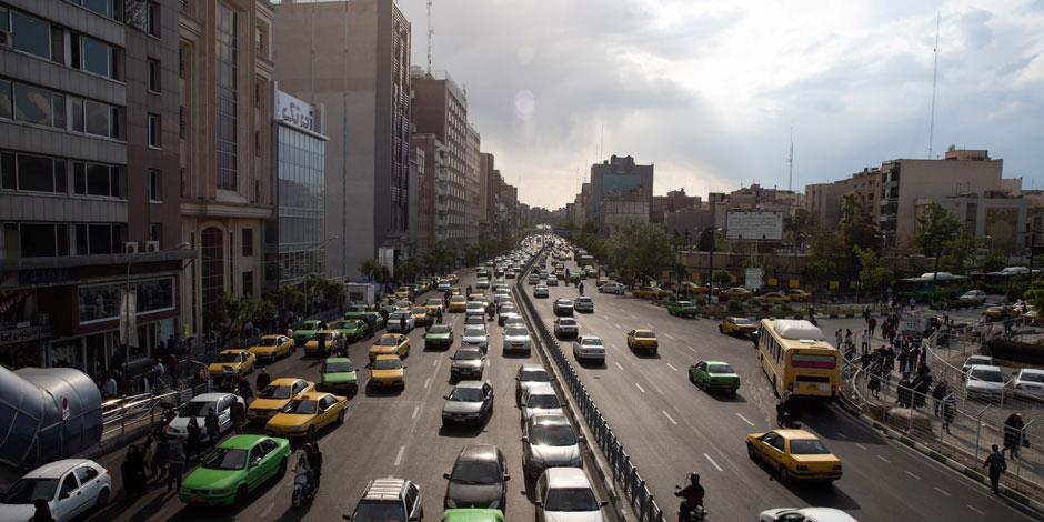 En trafikerad gata i Irans huvudstad Teheran. 