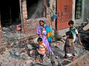 Bild från den våldsdrabbade staden Jaranwala (Bild: 2023 AP Photo/K.M. Chaudary).